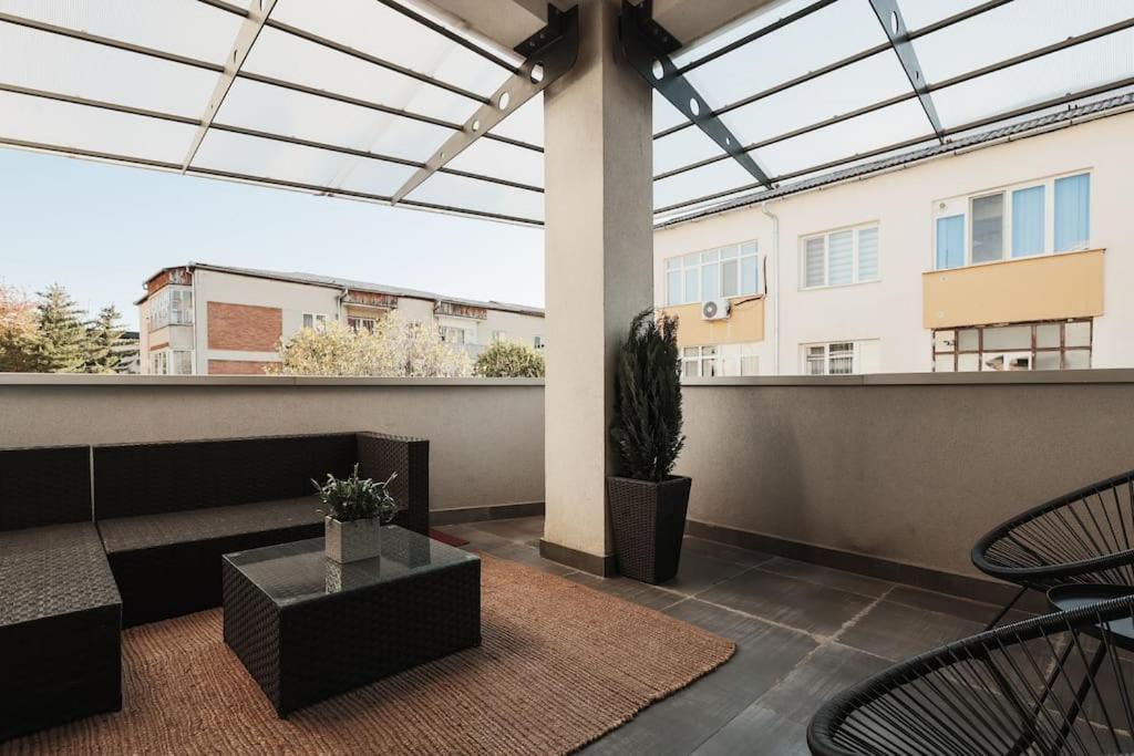 Ambassador Apartment Baia Mare Exterior photo